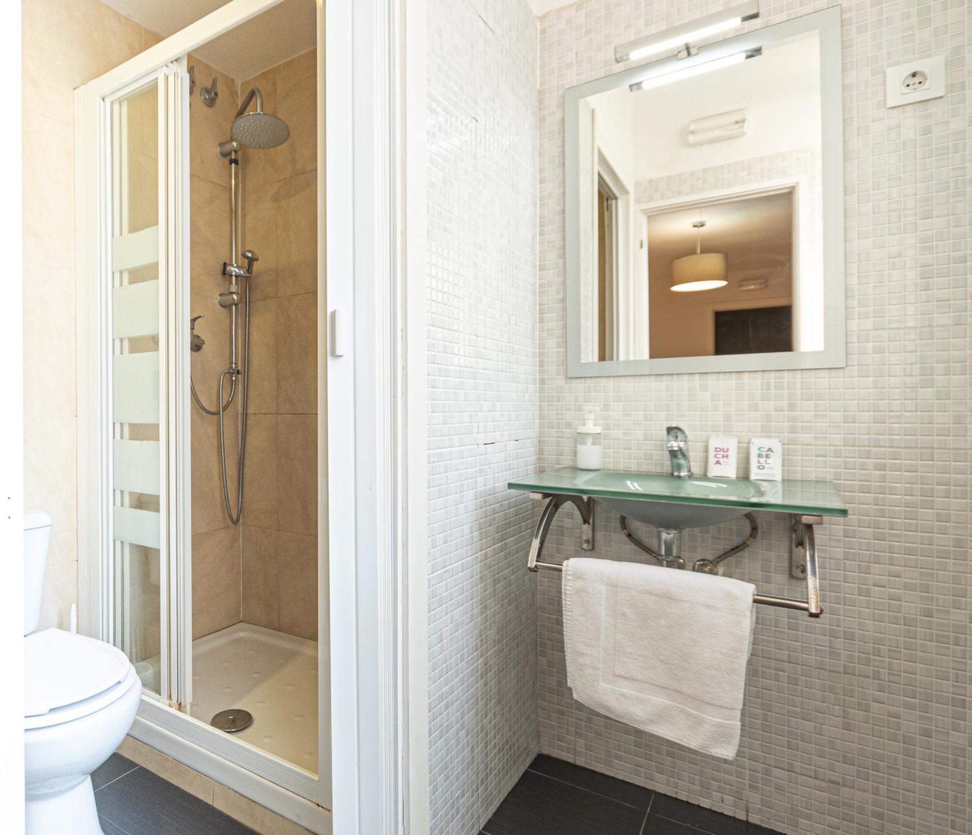Easy Sants By Bossh! (Adults Only) Hostel Barcelona Bilik gambar